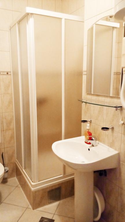 Guest House Karevic Hvar Town Exterior foto