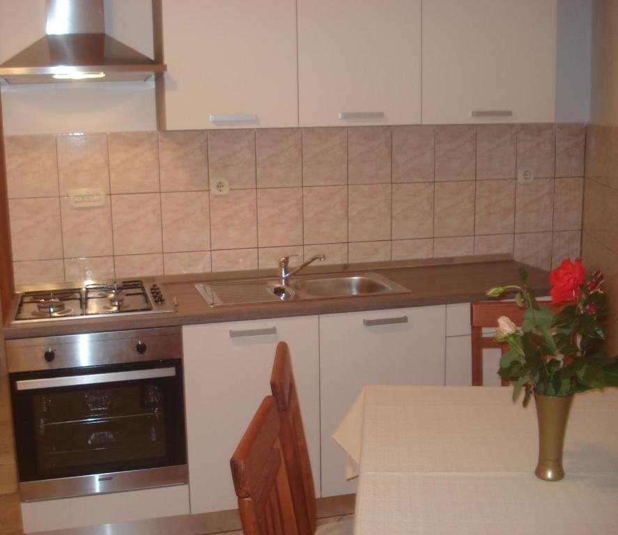 Guest House Karevic Hvar Town Quarto foto